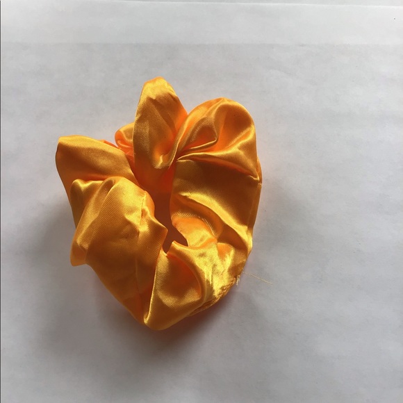 Satin Scrunchies - Picture 5 of 6